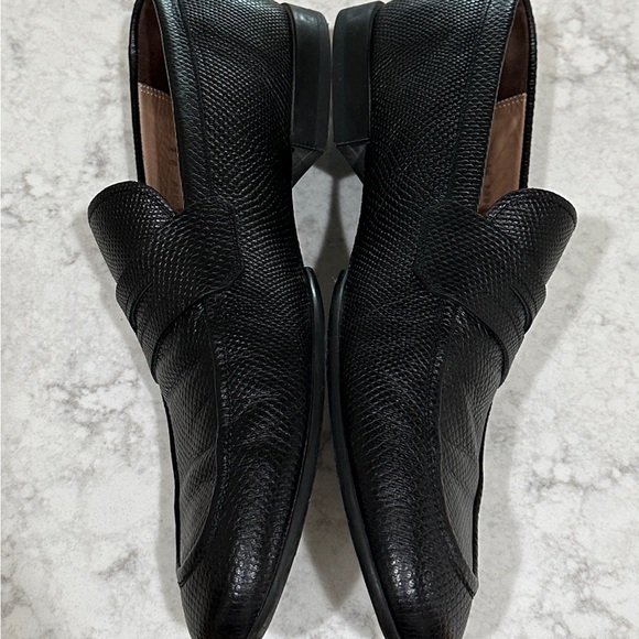 Salvatore Ferragamo Pieve Black Loafers - Picture 2 of 3